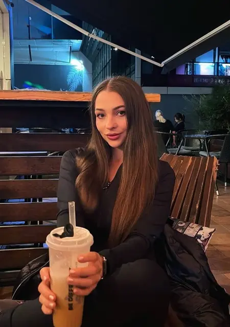 Я Юля, 25, знакомлюсь для вирта в Львове