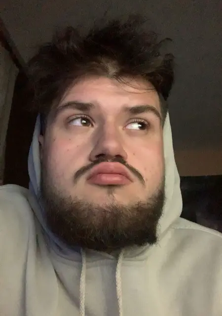 Я Kacper, 22, из Ченстохова, ищу знакомства на одну ночь