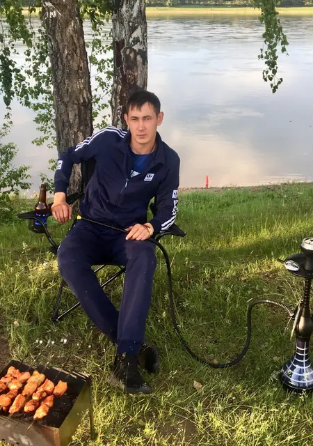 Я Евгений, 30, знакомлюсь без обязательств в Луганске