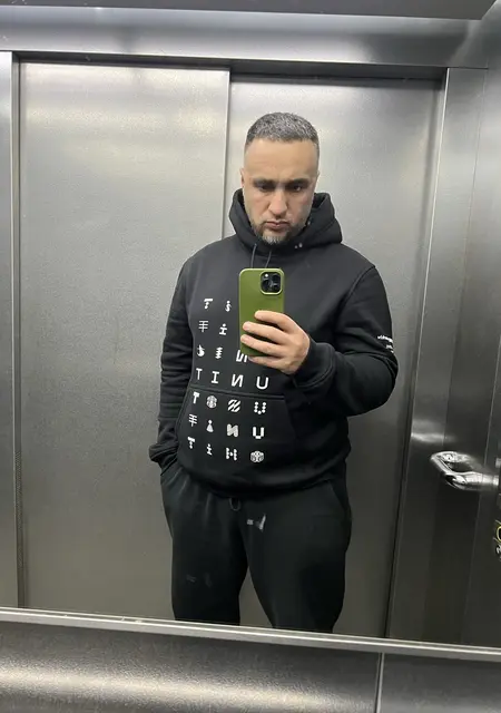 Я Дмитрий, 41, знакомлюсь без обязательств в Сумах