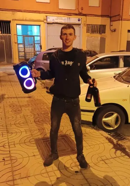 Soy Misha, 21 años, conociéndome para relación sin ataduras en Torrelavega