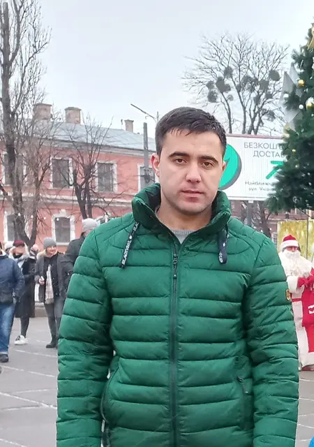 Я Василь, 32, знакомлюсь без обязательств в Черновцах