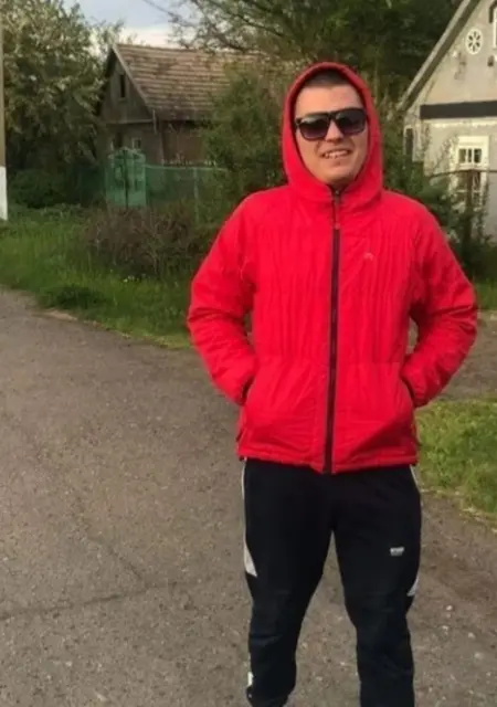 Влад из Одессы, мне 28, познакомлюсь для общения