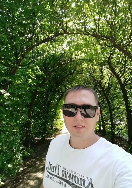 Я Сергей, 39 років, знайомлюсь на одну ніч у Харкові