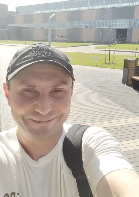 Я Илья, 40, из Борисова, ищу знакомства без обязательств