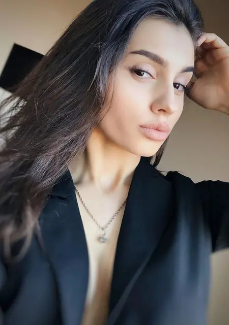 Мария из Горловки, ищу на сайте знакомства на одну ночь