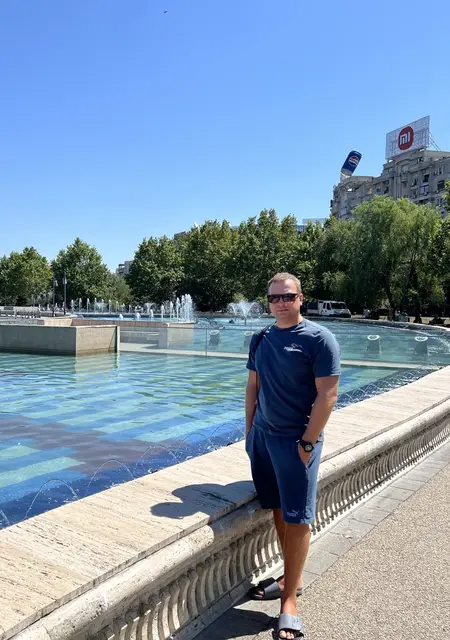 Я Вова, 35, знакомлюсь для открытые отношения в Чернигове