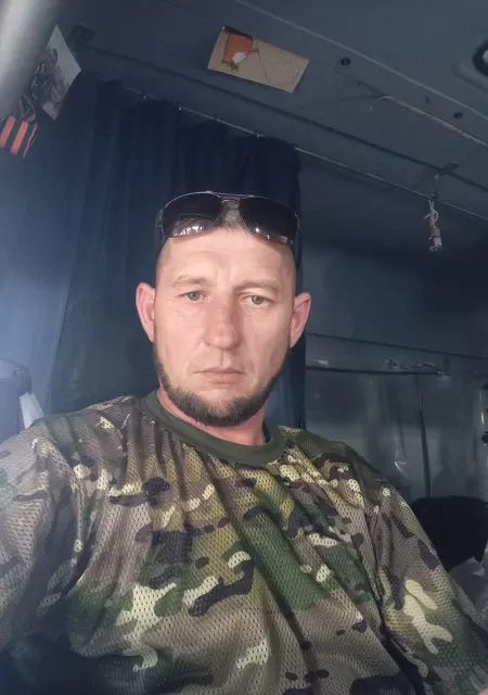 Я Андрей, 46, знакомлюсь для дружбы в Луганске