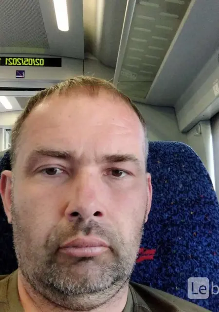 Я Саша, 46, из Днепра, ищу знакомство для общения