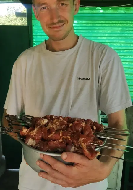 Я Дмитрий, 34 років, знайомлюсь для приємного проведення часу у Кам'янському