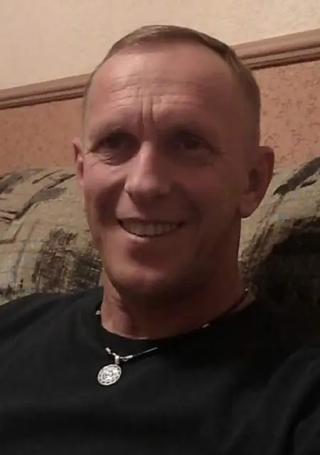 Дима из Черкасс, ищу на сайте приятное времяпровождение