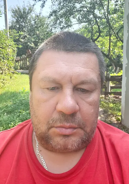 Владимир из Днепра, мне 55, познакомлюсь для приятного времяпровождения