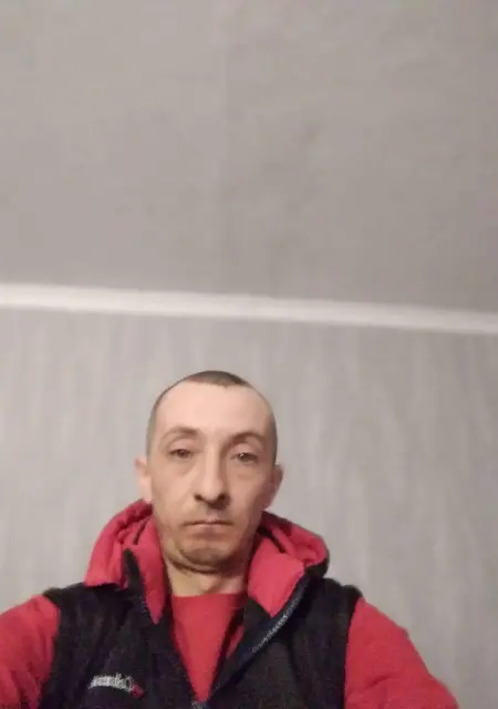 Виктор из Херсона, мне 40, познакомлюсь для постоянных отношений