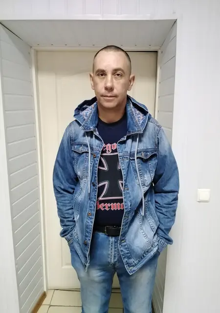 Олег из Светловодска, мне 49, познакомлюсь без обязательств