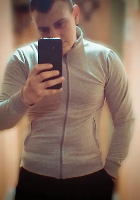 Алексей из Мирнограда, ищу на сайте знакомства без обязательств