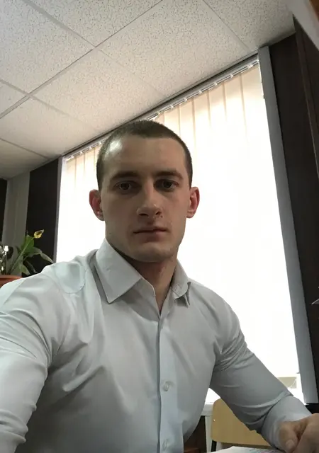 Ден из Одессы, мне 30, познакомлюсь без обязательств