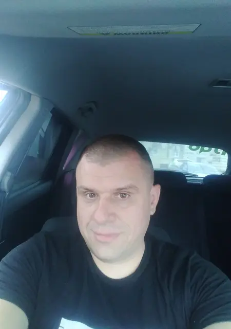 Юрій из Черновцов, мне 38, познакомлюсь на одну ночь