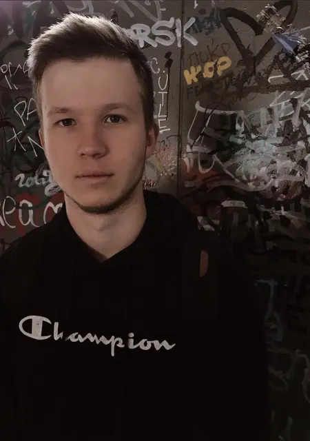 Я Никита, 28 років з Маріуполя, шукаю знайомства без зобов'язань