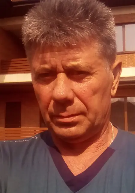 Я Виктор, 52, из Охтирка, ищу знакомства без обязательств