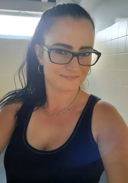 Я Zuzana, 34, из Праги, ищу знакомство