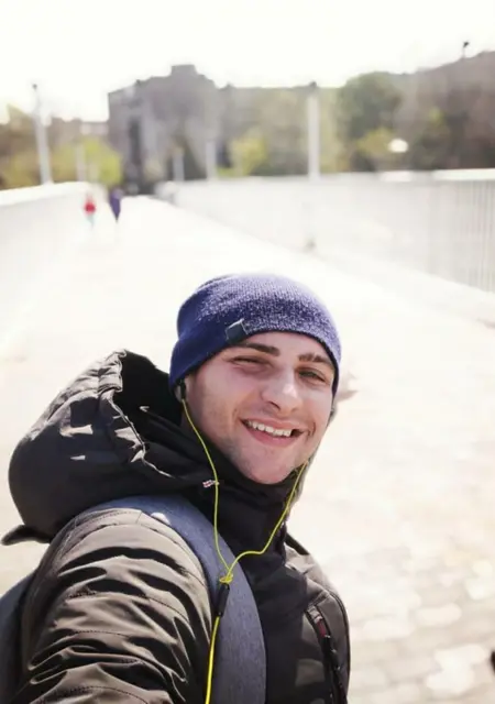 Сергей из Доброполья, мне 29, познакомлюсь на одну ночь