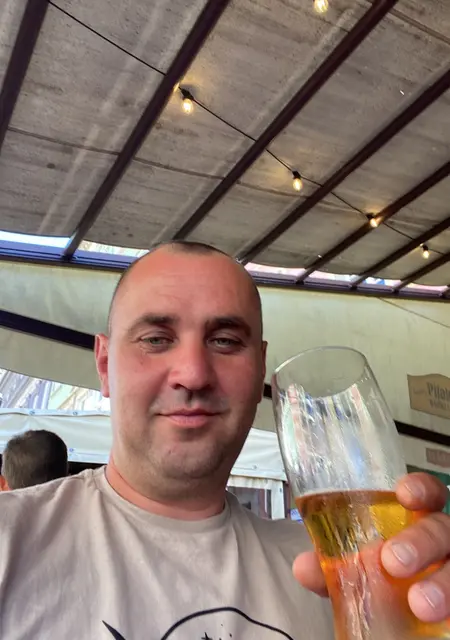 Роман из Слубице, мне 38, познакомлюсь для постоянных отношений