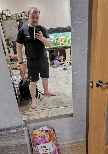 Евгений з Луганська, шукаю на сайті постійні стосунки