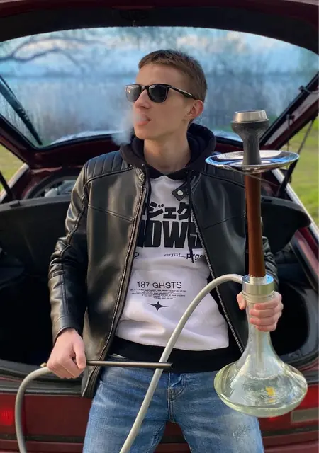 Я Алексей, 20, знакомлюсь для приятного времяпровождения в Черкассах