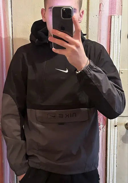 Коля из Киева, ищу на сайте приятное времяпровождение