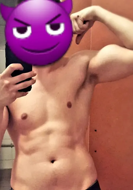 Макс из Ивано-Франковска, ищу на сайте общение