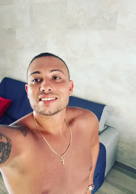 Я Obbaleri, 35, из Лас-пальмас-де-гран-канария, ищу знакомства без обязательств