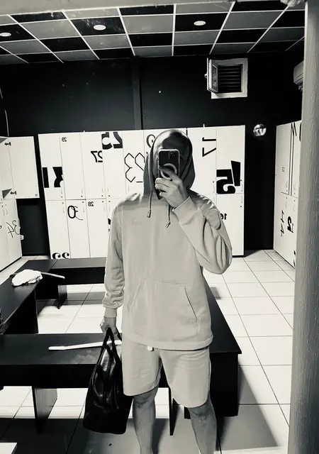 Ілля из Сум, мне 31, познакомлюсь для приятного времяпровождения