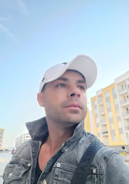 Я Vlad, 34, из Одессы, ищу знакомства на одну ночь