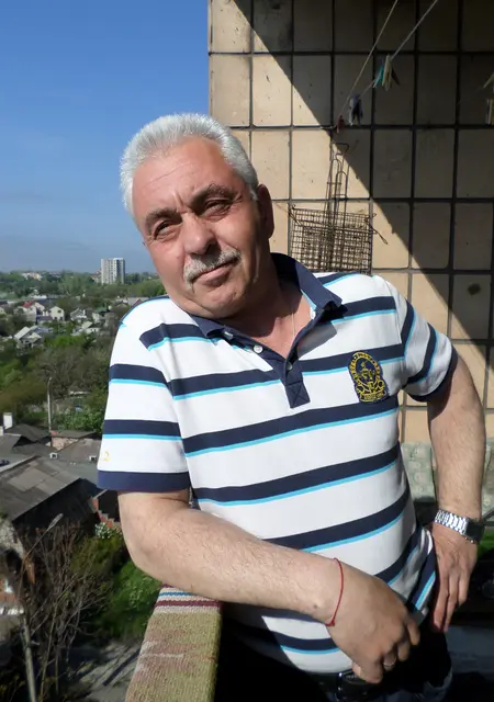 Я Владимир, 60, из Мариуполя, ищу знакомство для постоянных отношений