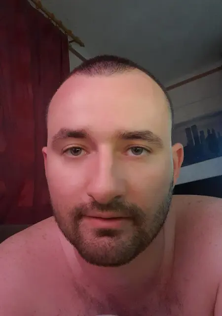 Дима из Харькова, ищу на сайте знакомства на одну ночь