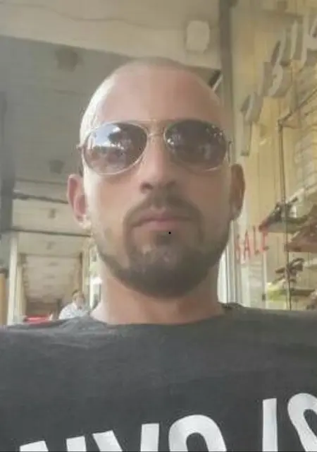 Я Petr, 40, знакомлюсь для приятного времяпровождения в Виннице