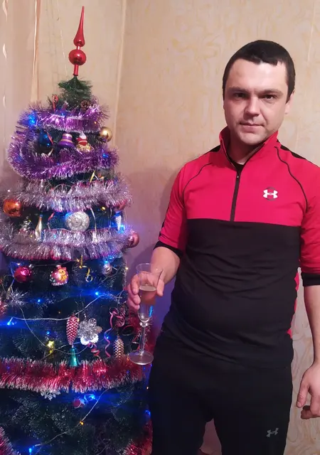 Sasha из Новопскова, ищу на сайте знакомства без обязательств