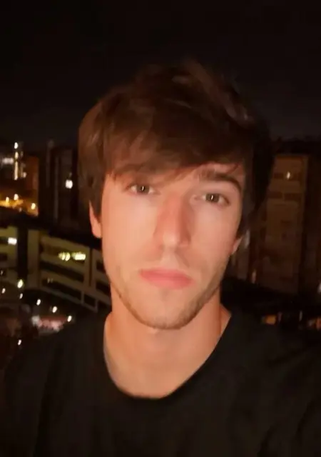 Unai Fernandez de Barcelona, busco en el sitio hacer nuevos amigos