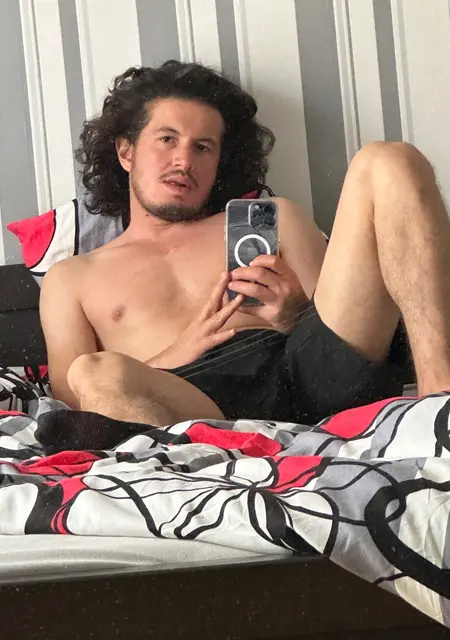 Zee из Кракова, ищу на сайте знакомства без обязательств