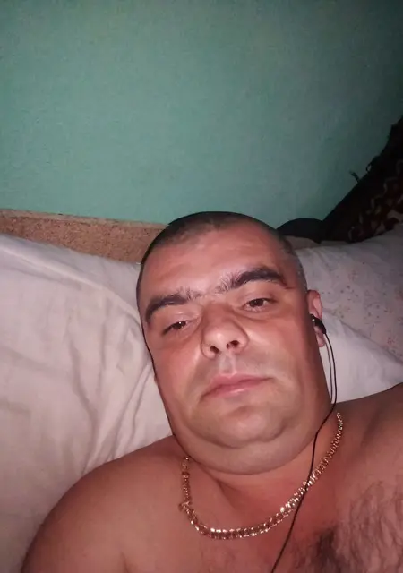 Я Валера, 37, из Черновцов, ищу знакомства без обязательств