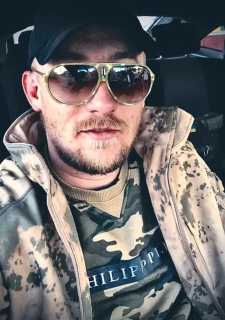 Я Богдан, 32, из Харькова, ищу знакомства на одну ночь