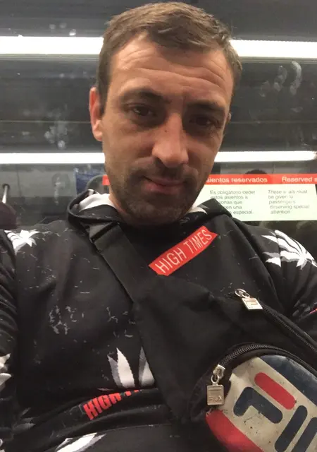 Soy Xuloxulo, 34 años de Bilbao, busco conocer gente para lío de una noche