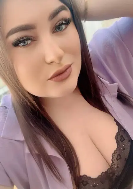 Я Yulia, 28 років з Одеси, шукаю знайомство для відкриті стосунки