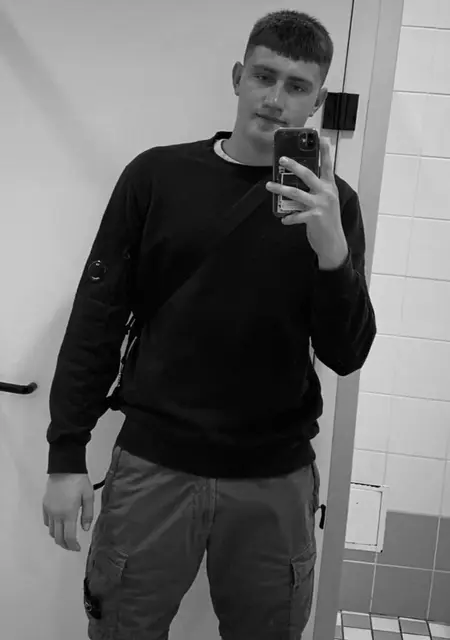 Stepan из Катовице, ищу на сайте знакомства на одну ночь