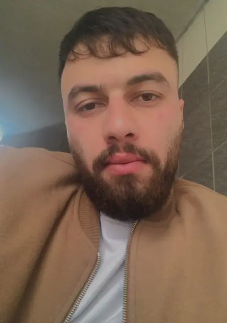 Muzaffer из Измира, ищу на сайте знакомства без обязательств