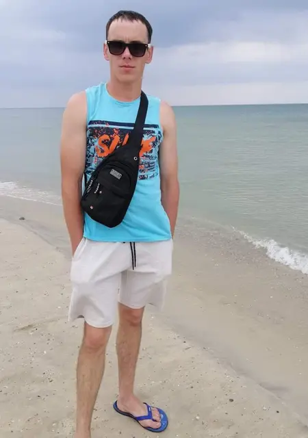 Ромка из Житомира, мне 30, познакомлюсь на одну ночь