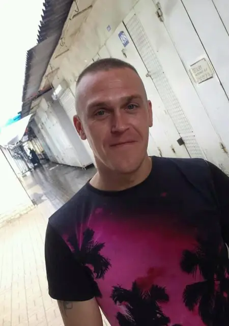 Володимир из Житомира, мне 36, познакомлюсь для приятного времяпровождения