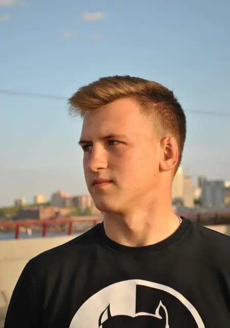 Я Влад, 34, знакомлюсь без обязательств в Софии