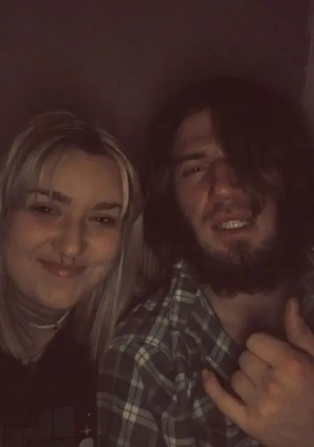 Cierra из Тбилиси, мне 20, познакомлюсь