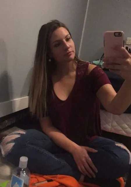 Я Aneta, 24, из Варшавы, ищу знакомство